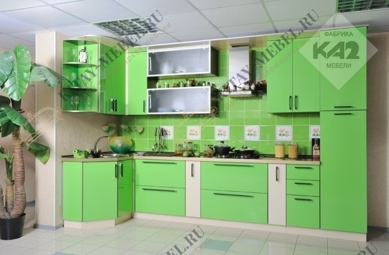 Пластик (салатовый) кухня (210 см)