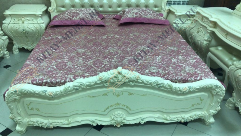 Кровать двуспальная Мирабелла 180×200 с кожаной обивкой, МДФ, капитоне