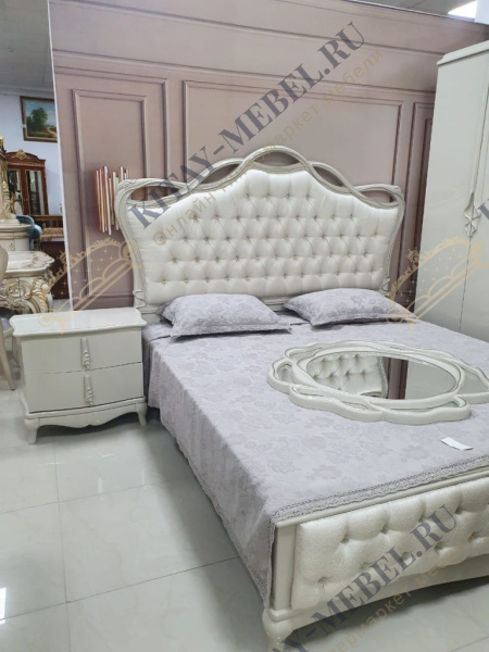 Кровать двуспальная 180х200 Пенелопа
